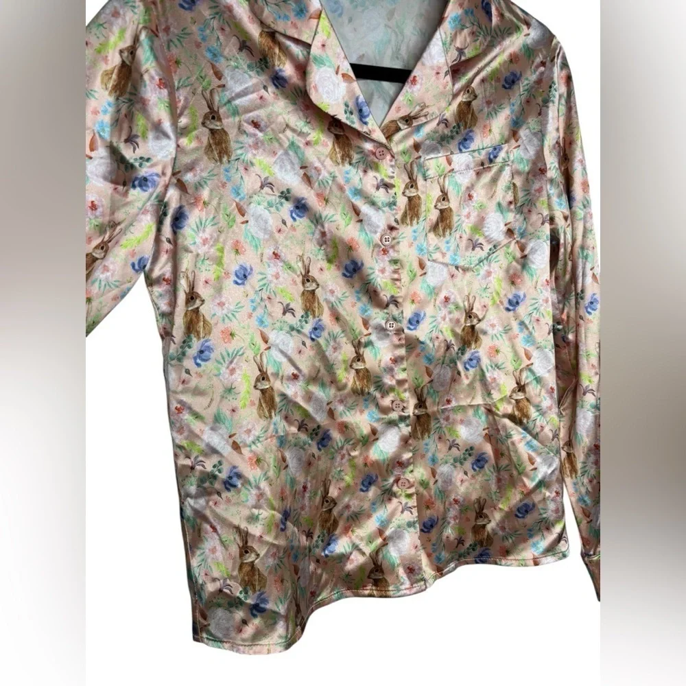 Ivy City Co. Bunny Satin Pink Floral Pajama Top Size XS